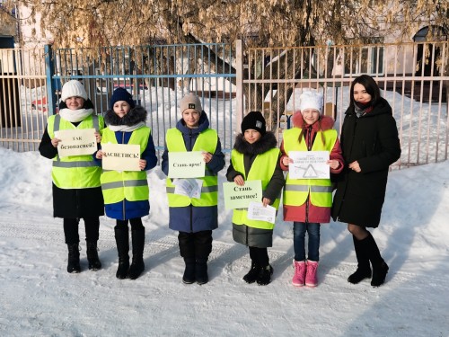 Cотрудники ГИБДД Кваркенского района проводят мероприятия, направленные на профилактику ДТП с участием пешеходов