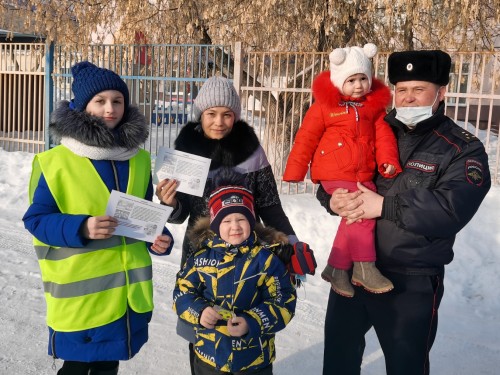 Cотрудники ГИБДД Кваркенского района проводят мероприятия, направленные на профилактику ДТП с участием пешеходов