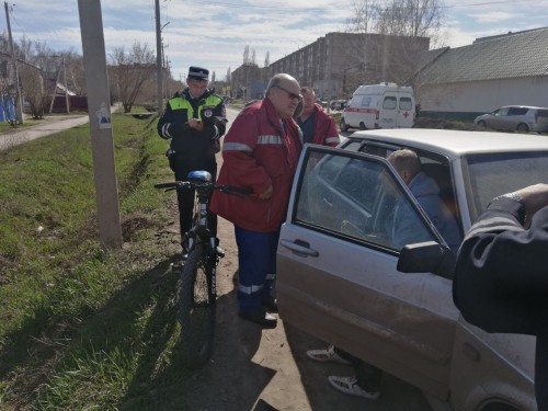 Сотрудники ГИБДД призывают водителей велосипедов, неукоснительно соблюдать Правила дорожного движения и заботиться о собственной безопасности.