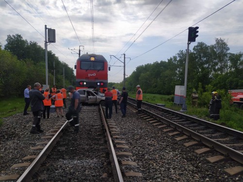 Сотрудниками полиции Бугуруслана проводится проверка по факту ДТП на железнодорожном переезде