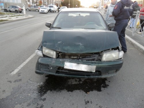 В Новотроицке полицейские патрульно-постовой службы по горячим следам задержали подозреваемого в угоне автомобиля