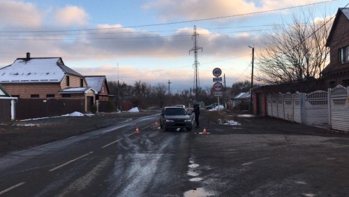 В Новотроицке сотрудники Госавтоинспекции проводят проверку по факту ДТП с участием несовершеннолетнего пешехода