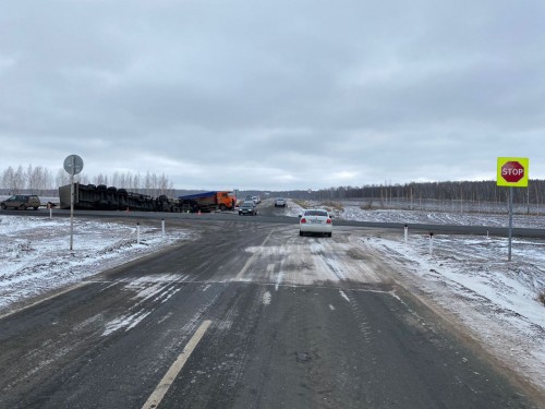 В Северном районе в результате ДТП погиб водитель грузового автомобиля