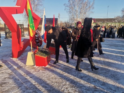 Абдулинские полицейские почтили память павших героев 