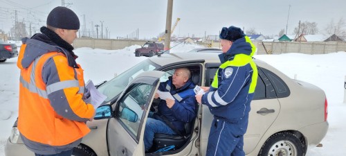 Сотрудники ОГИБДД МО МВД России "Абдулинский" совместно с представителями РЖД провели рейд вблизи железнодорожного переезда