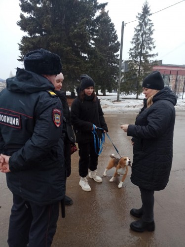 В рамках акции "Сообщи, где торгуют смертью" общественники раздали памятки