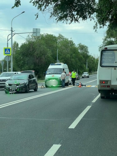 В Оренбурге в ДТП получила травмы женщина - велосипедист