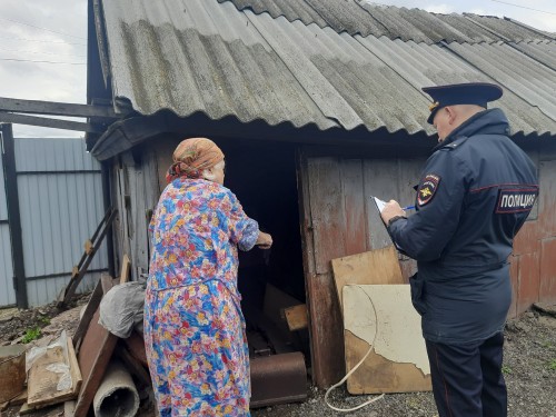 В дежурную часть МО МВД России «Абдулинский» обратилась 83-летняя пенсионерка, жительница города Абдулино с заявлением о краже имущества.