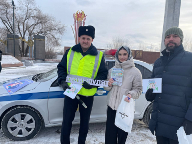 В Оренбурге прошла акция по безопасности дорожного движения «Мамы рулят»