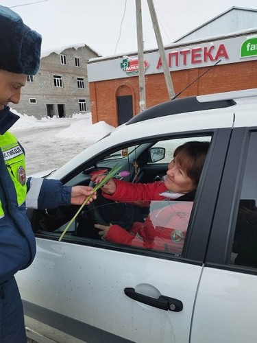 Цветы для автоледи!