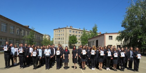 В Бузулуке сотрудники полиции провели профилактическую акцию «Брось трубку!»