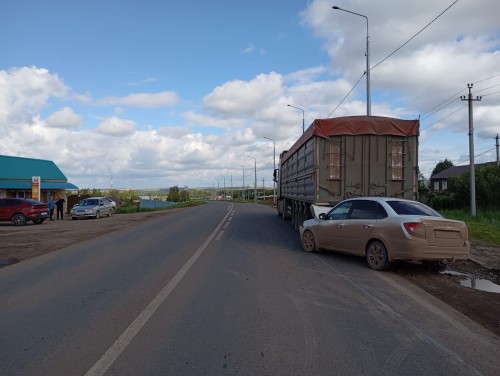 В Асекеевском районе произошла автомобильная авария